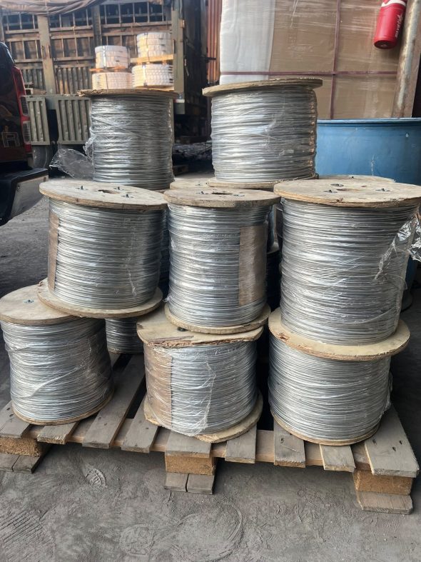 kho cáp thép mạ kẽm Minh Trí